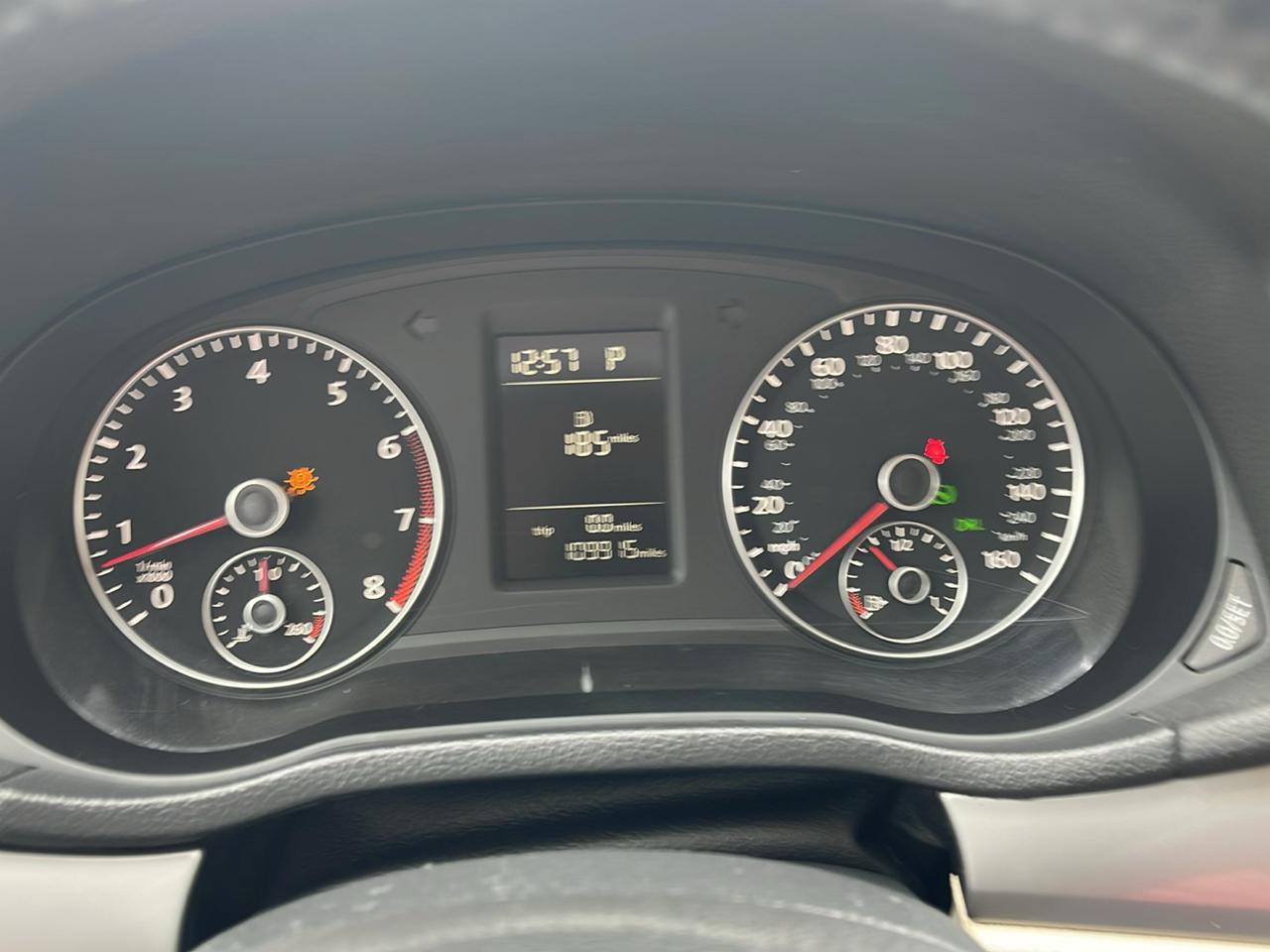 Volkswagen Passat 4dr Sdn 1.8T Auto S PZEV 2015