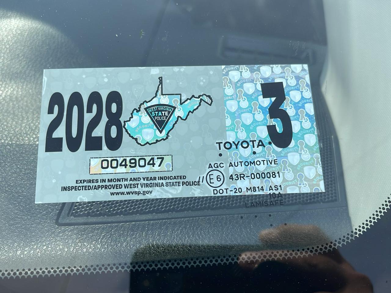 Toyota RAV4 Adventure AWD (Natl) 2018