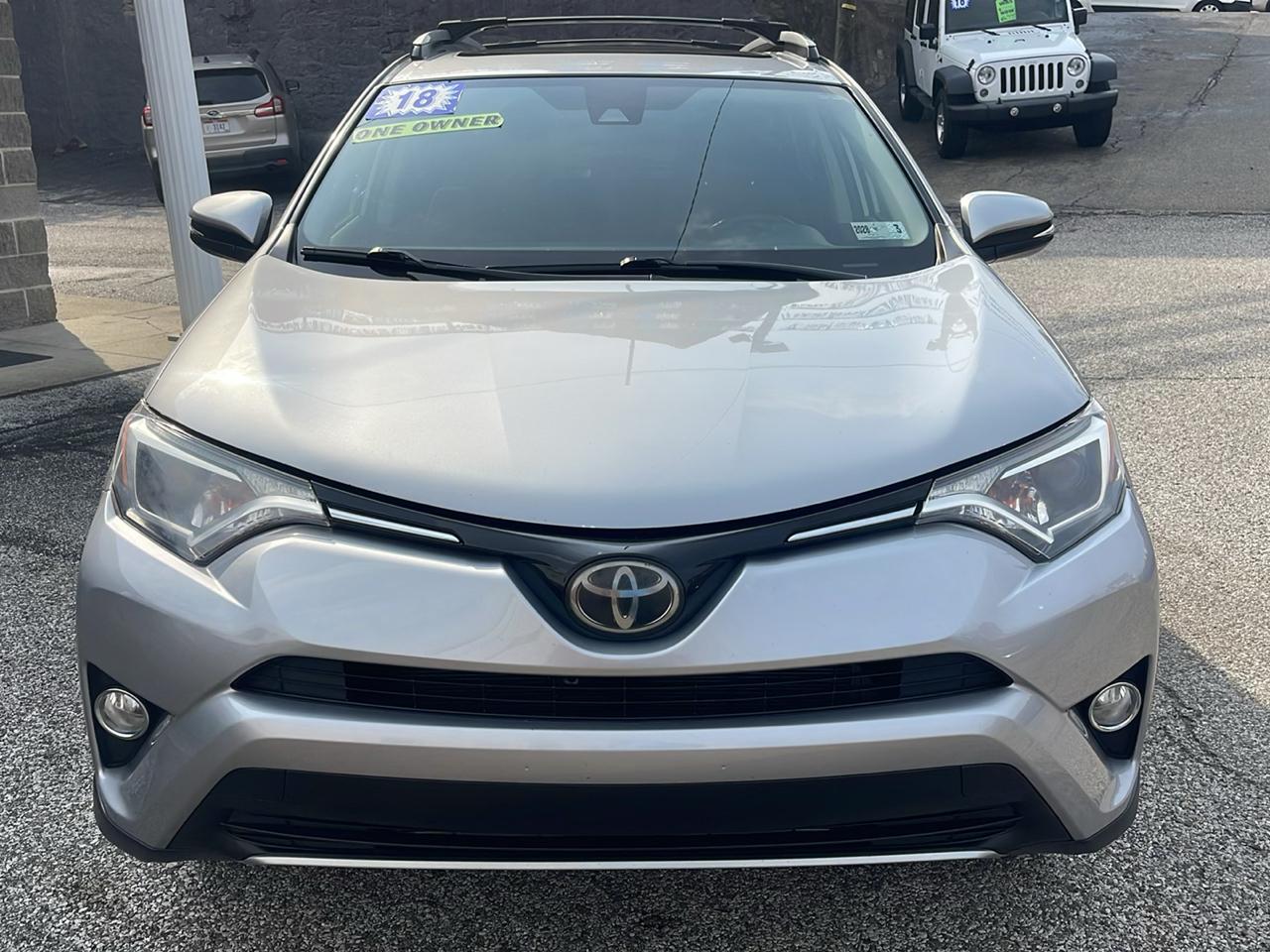 Toyota RAV4 Adventure AWD (Natl) 2018