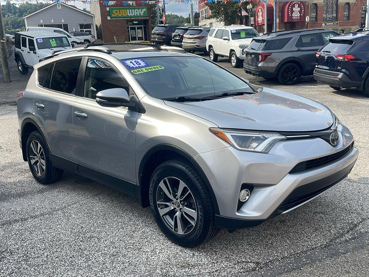 Toyota RAV4 Adventure AWD (Natl) 2018