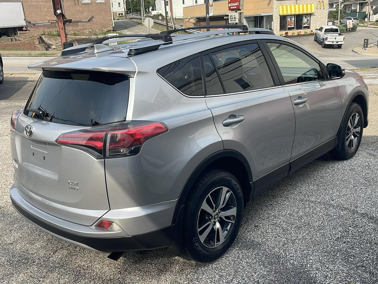 Toyota RAV4 Adventure AWD (Natl) 2018