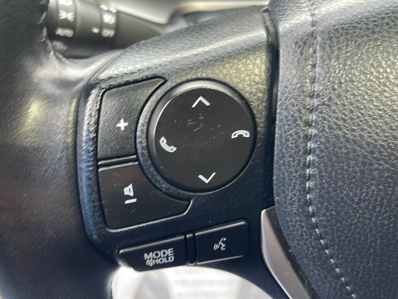Toyota RAV4 Adventure AWD (Natl) 2018