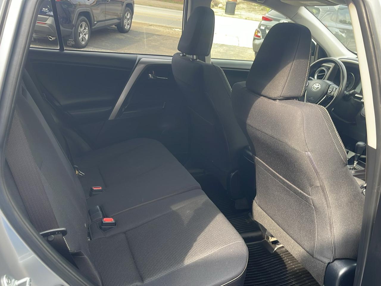 Toyota RAV4 Adventure AWD (Natl) 2018