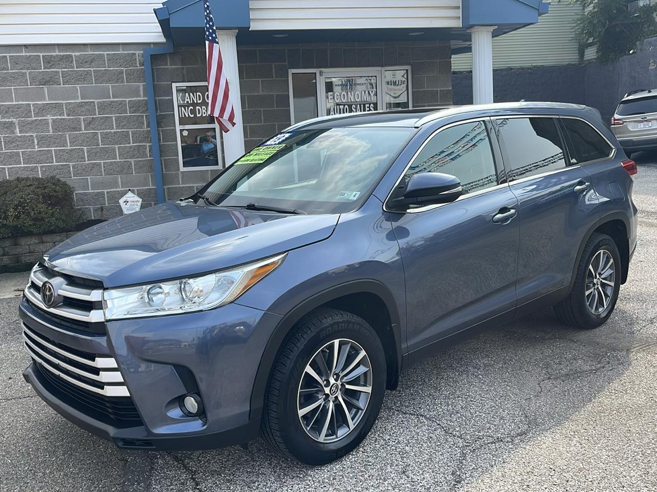 Toyota Highlander XLE V6 AWD (Natl) 2019