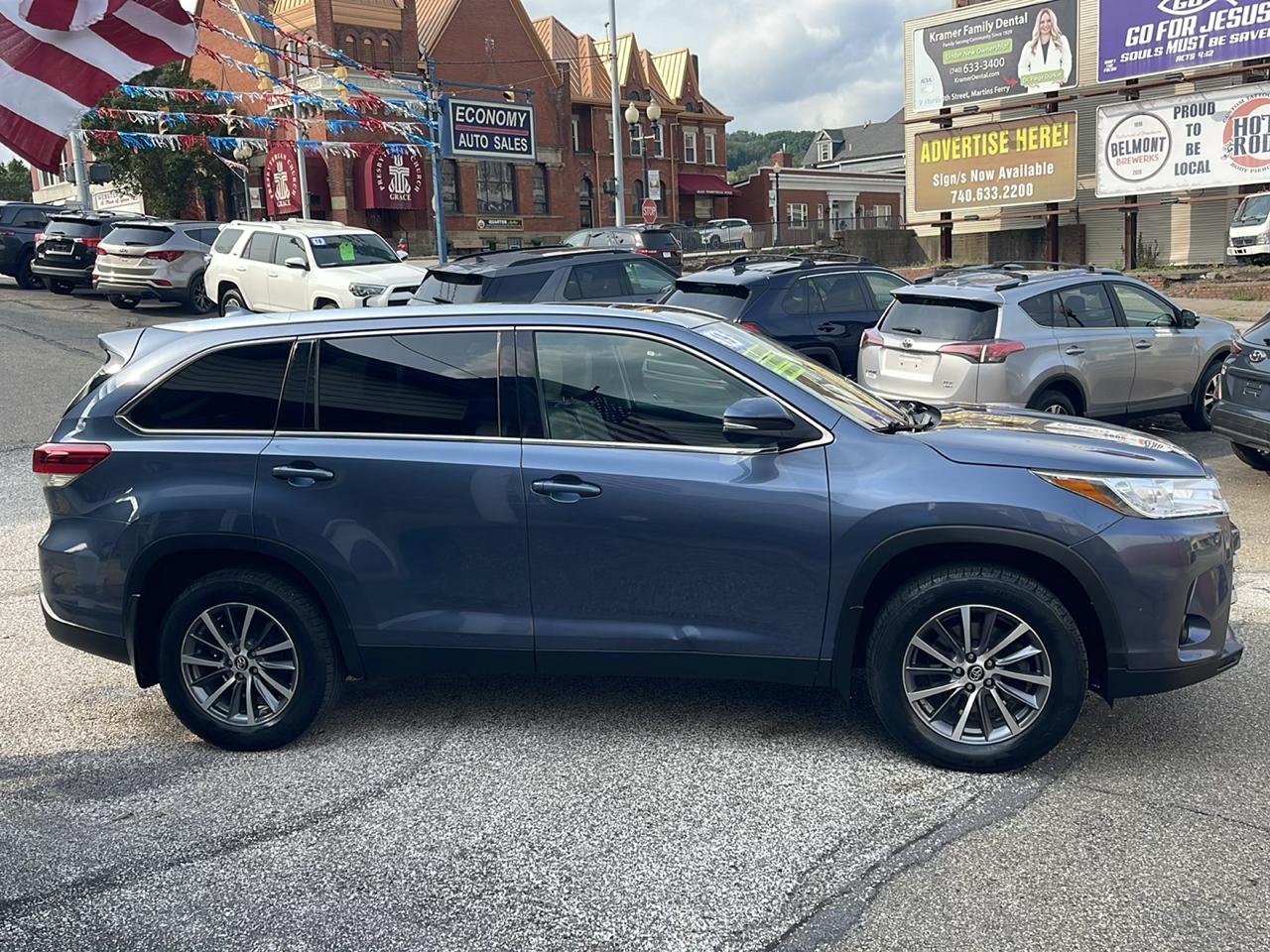 Toyota Highlander XLE V6 AWD (Natl) 2019