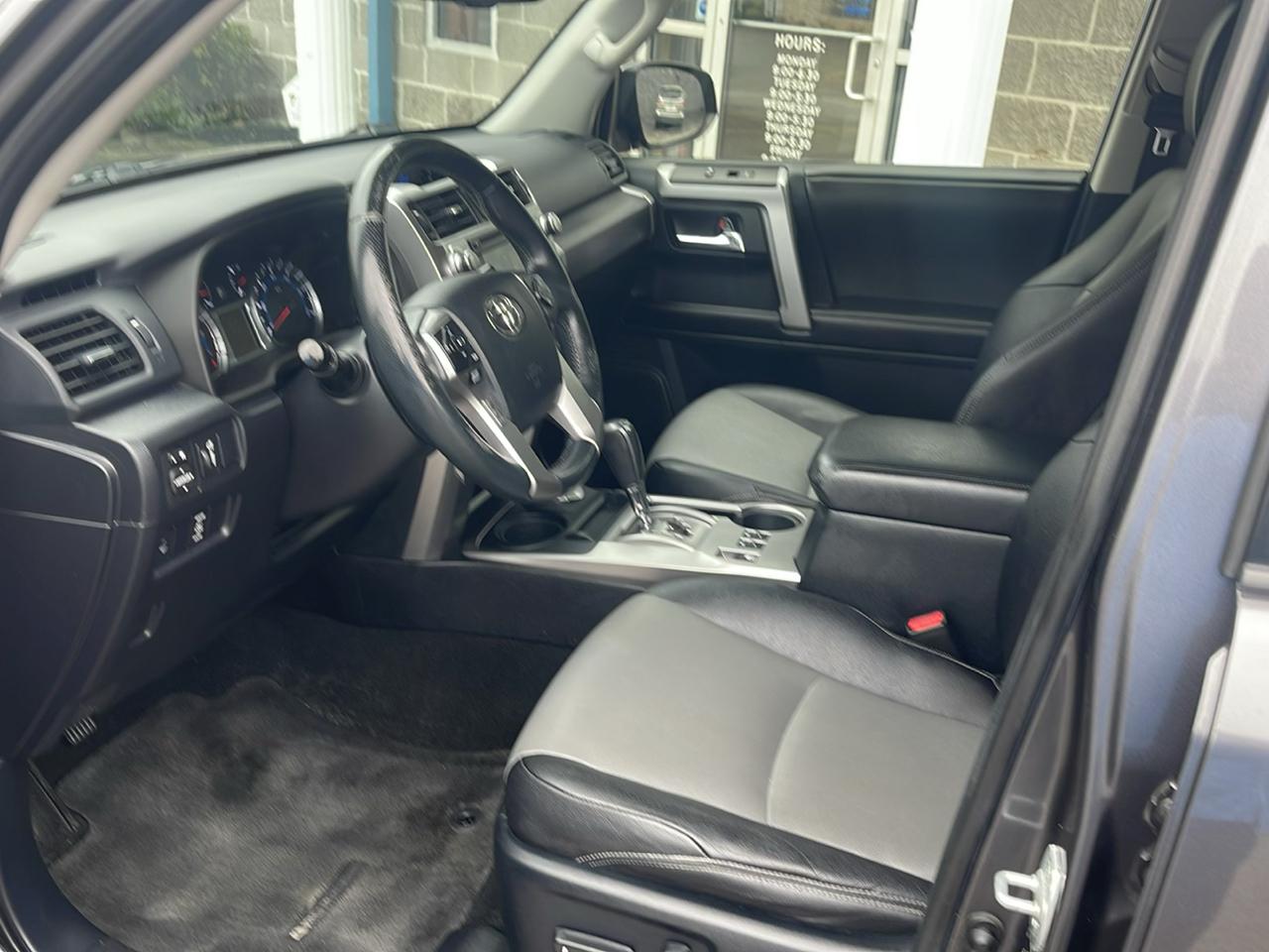 Toyota 4Runner 4WD 4dr V6 Trail Premium (Natl) 2015