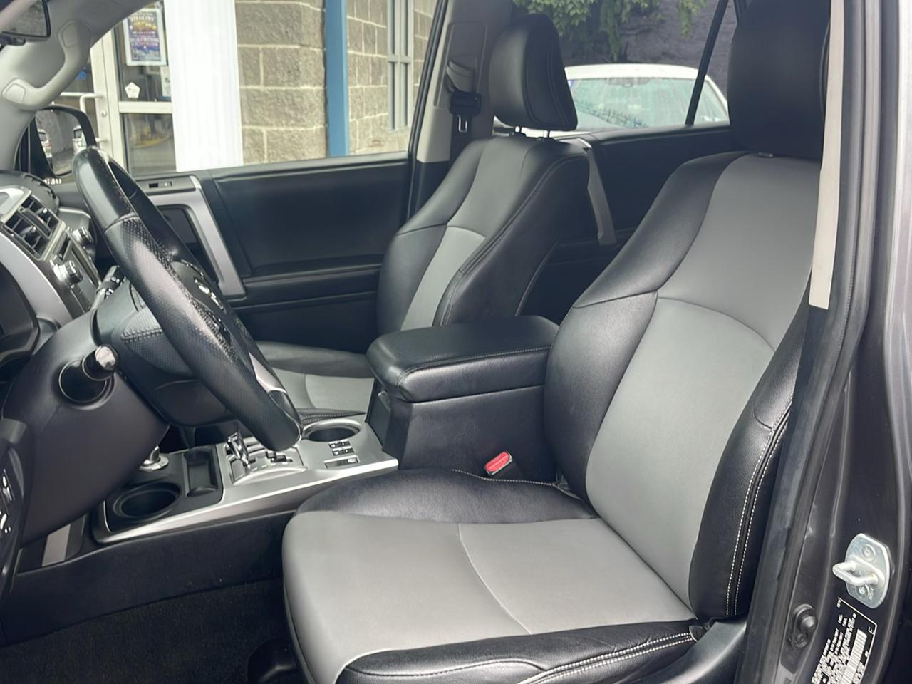 Toyota 4Runner 4WD 4dr V6 Trail Premium (Natl) 2015