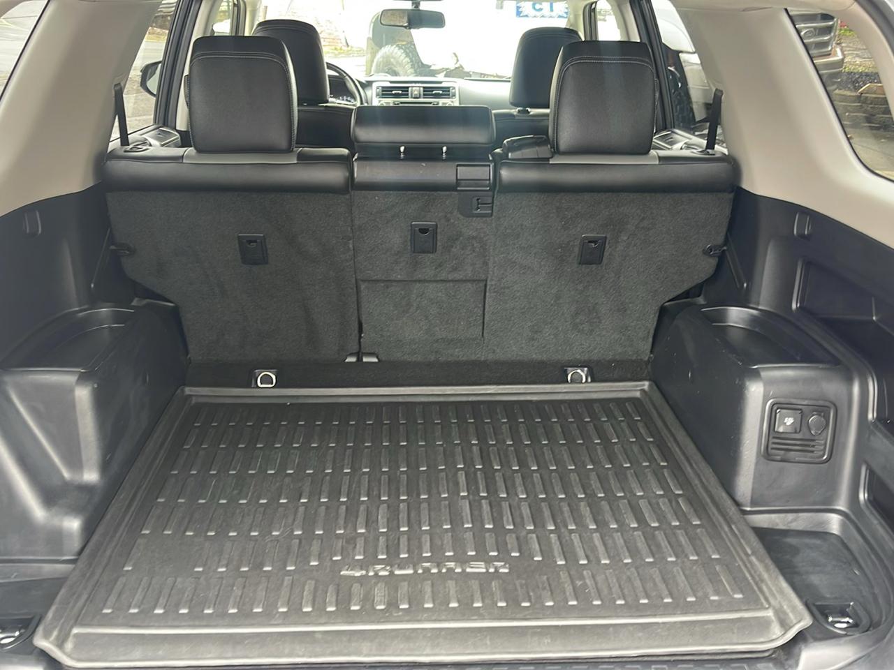 Toyota 4Runner 4WD 4dr V6 Trail Premium (Natl) 2015
