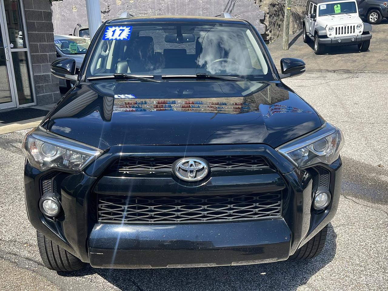 Toyota 4Runner TRD Off Road Premium 4WD (Natl) 2017