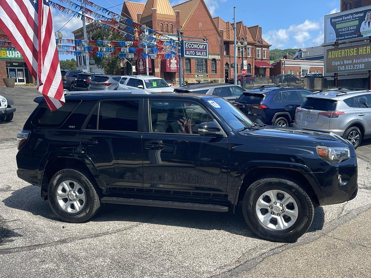 Toyota 4Runner TRD Off Road Premium 4WD (Natl) 2017