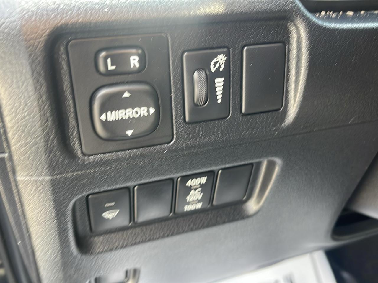 Toyota 4Runner TRD Off Road Premium 4WD (Natl) 2017