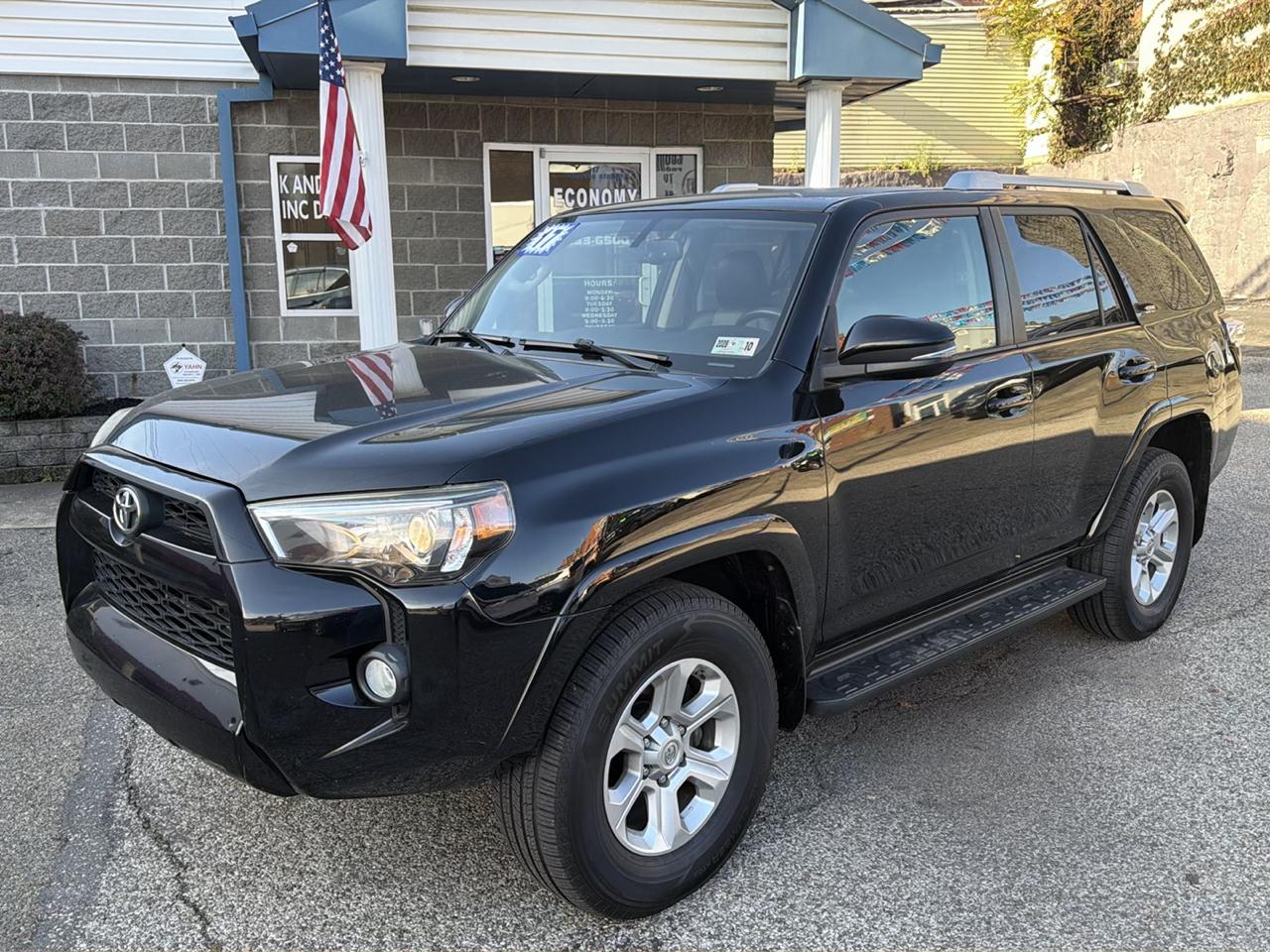 Toyota 4Runner SR5 Premium V6 4D SUV 4WD 2017
