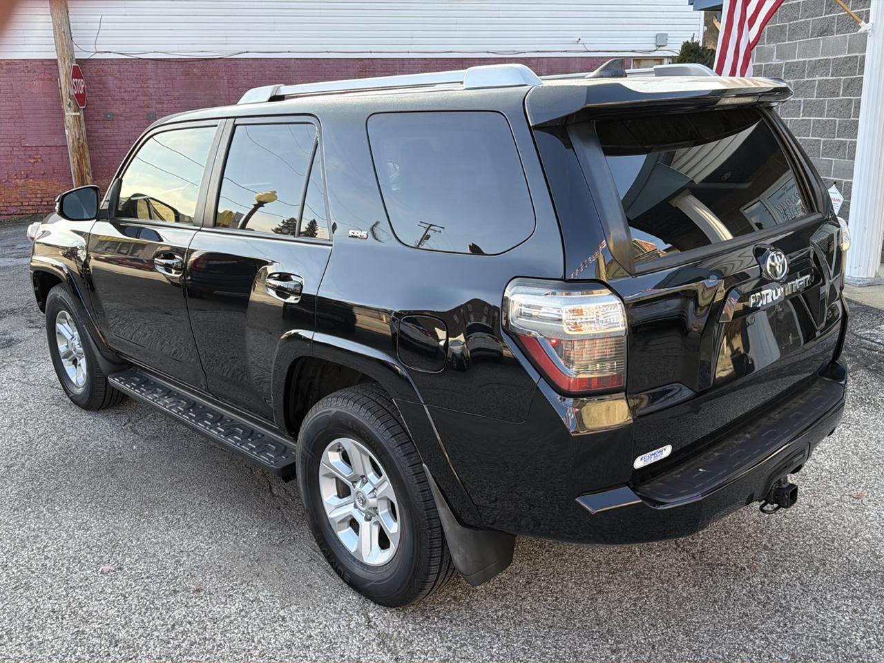 Toyota 4Runner SR5 Premium V6 4D SUV 4WD 2017