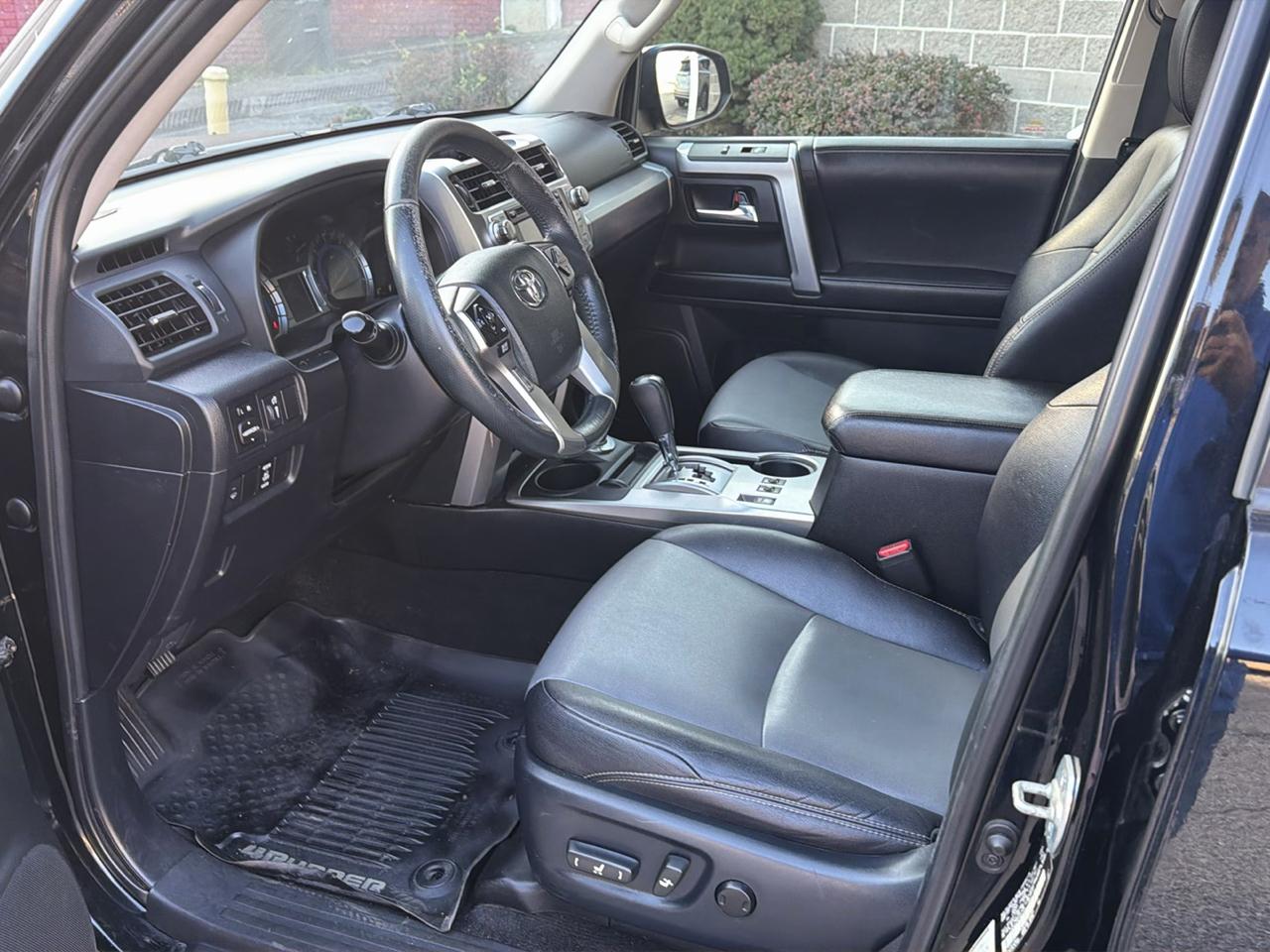 Toyota 4Runner SR5 Premium V6 4D SUV 4WD 2017