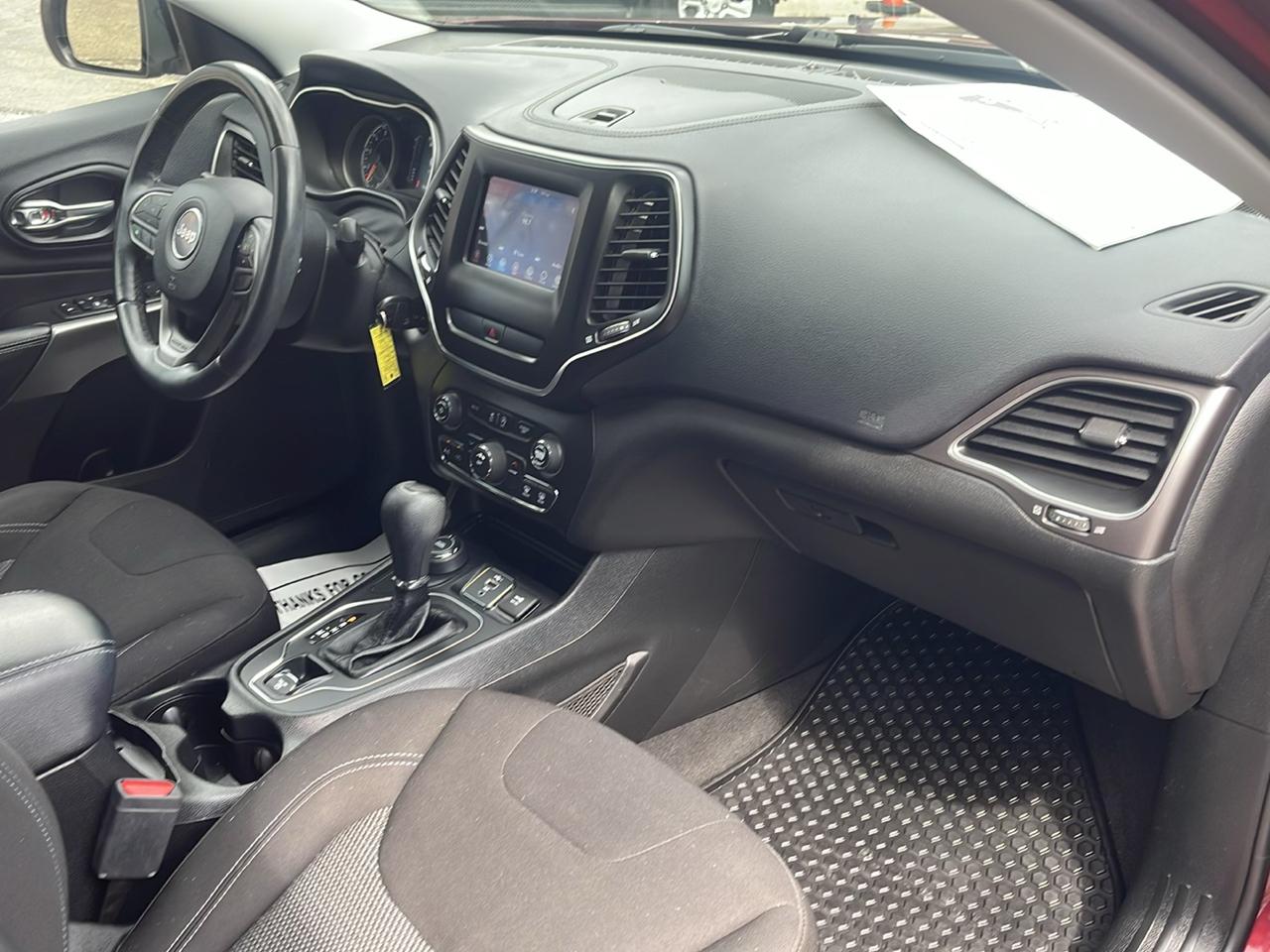 Jeep Cherokee Latitude 4x4 2019