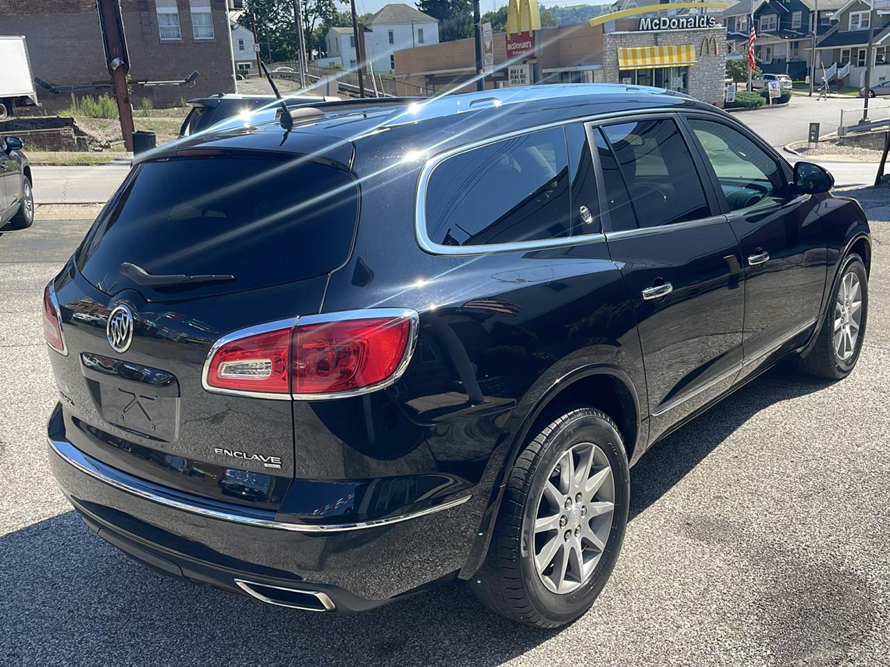 Buick Enclave AWD 4dr Leather 2017