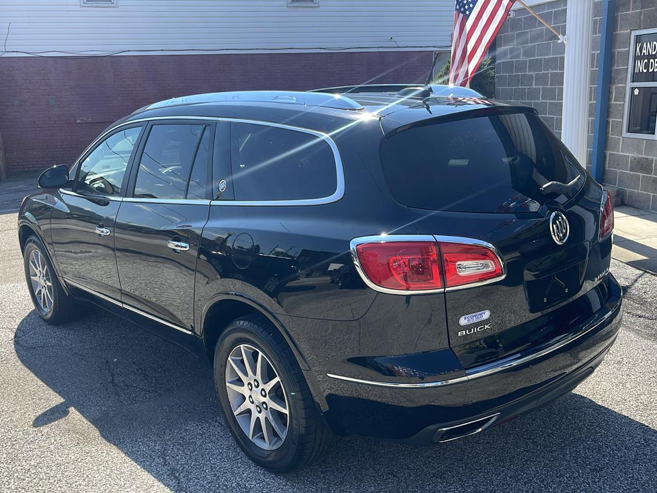Buick Enclave AWD 4dr Leather 2017