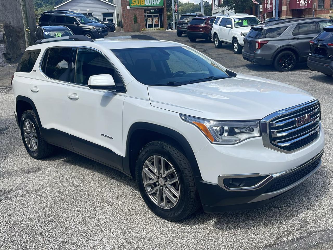 GMC Acadia AWD 4dr SLE w/SLE-2 2019