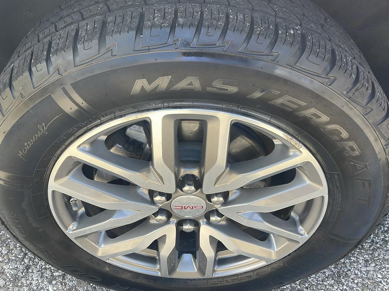 GMC Acadia AWD 4dr SLE w/SLE-2 2019