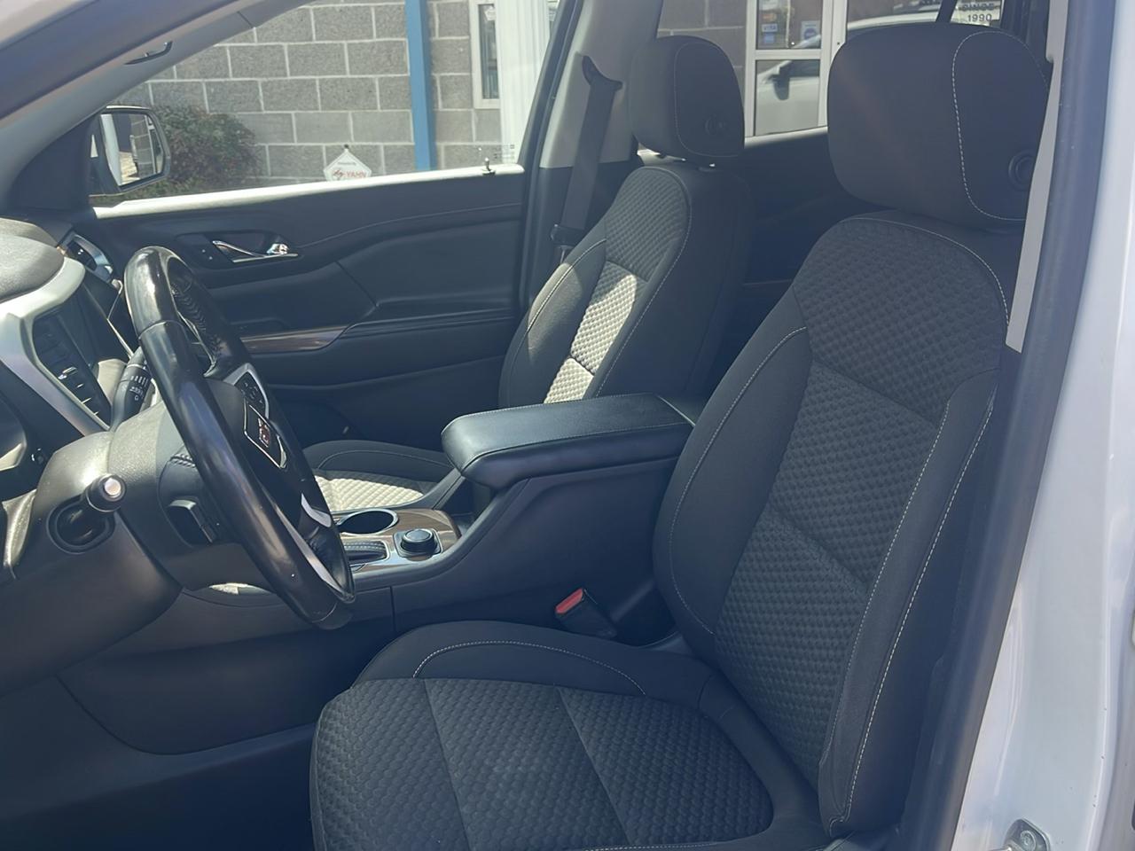 GMC Acadia AWD 4dr SLE w/SLE-2 2019