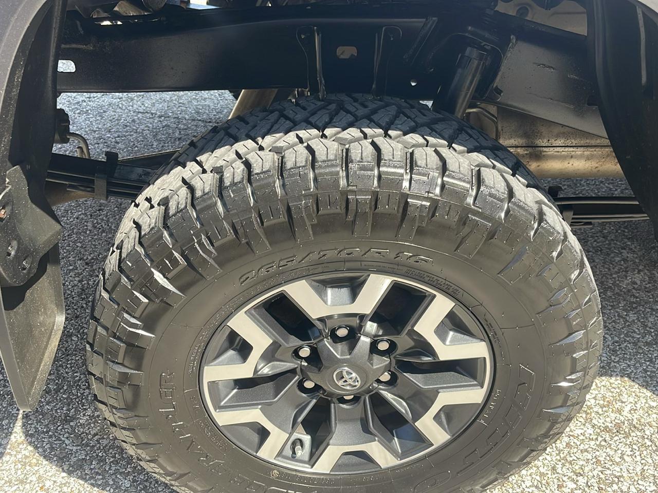 Toyota Tacoma 4WD TRD Off Road Double Cab 6' Bed V6 AT (Natl) 2020