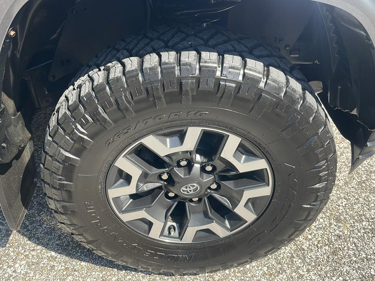 Toyota Tacoma 4WD TRD Off Road Double Cab 6' Bed V6 AT (Natl) 2020