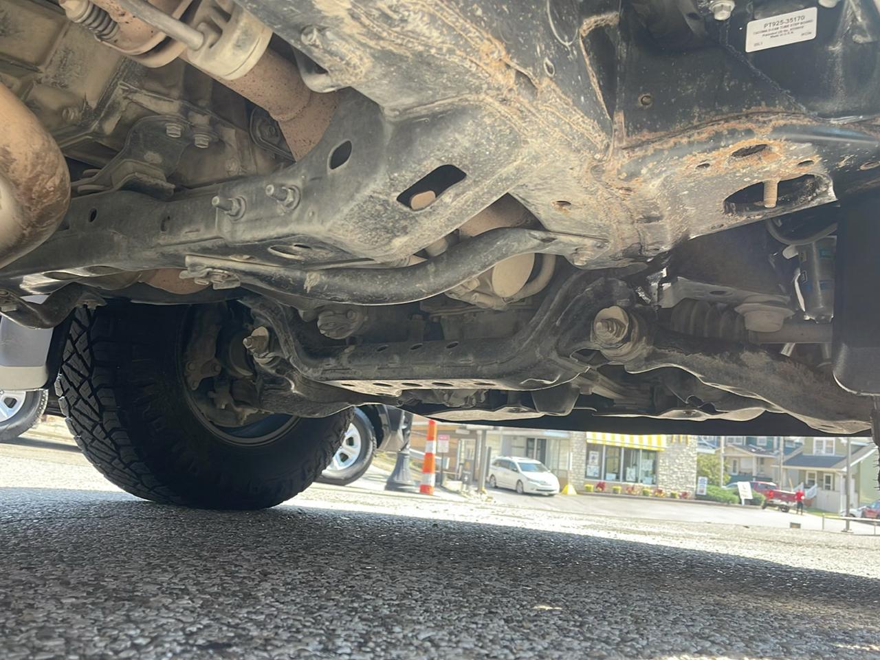 Toyota Tacoma 4WD TRD Off Road Double Cab 6' Bed V6 AT (Natl) 2020