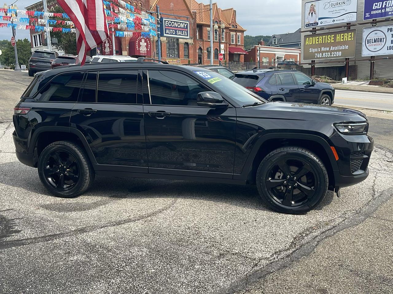 Jeep Grand Cherokee Altitude 4x4 2023