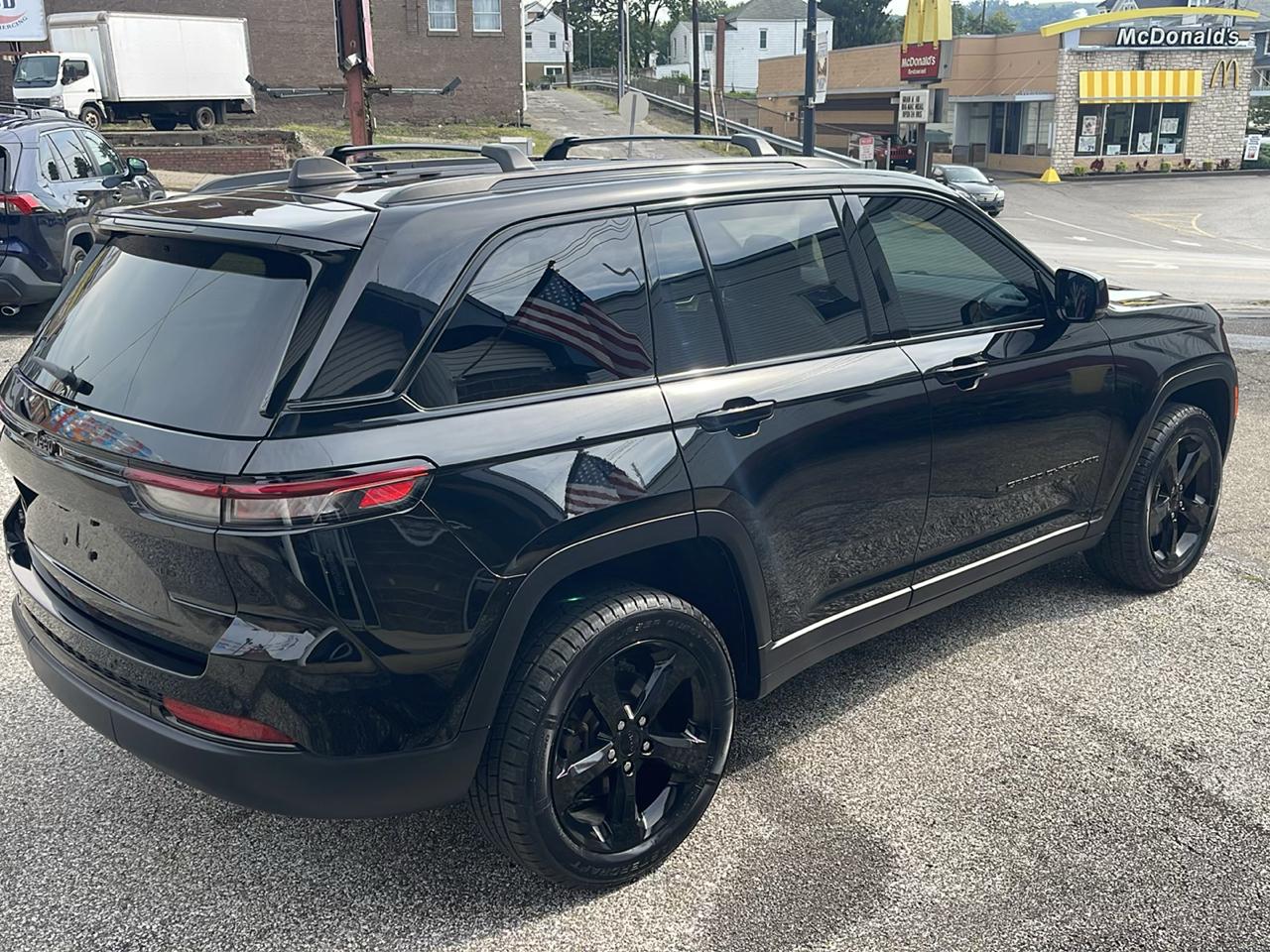 Jeep Grand Cherokee Altitude 4x4 2023