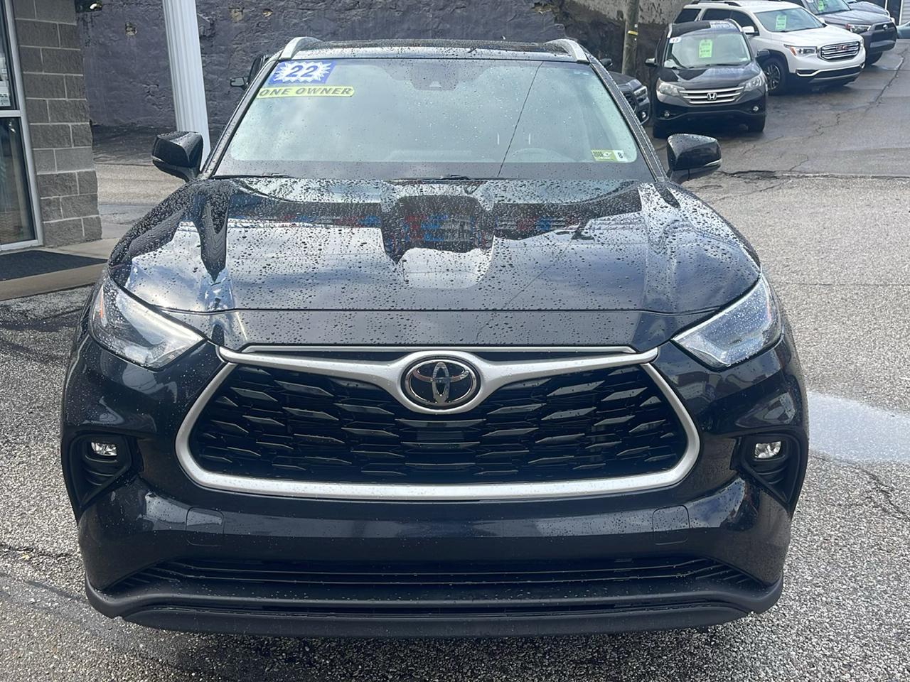 Toyota Highlander XLE AWD (Natl) 2022