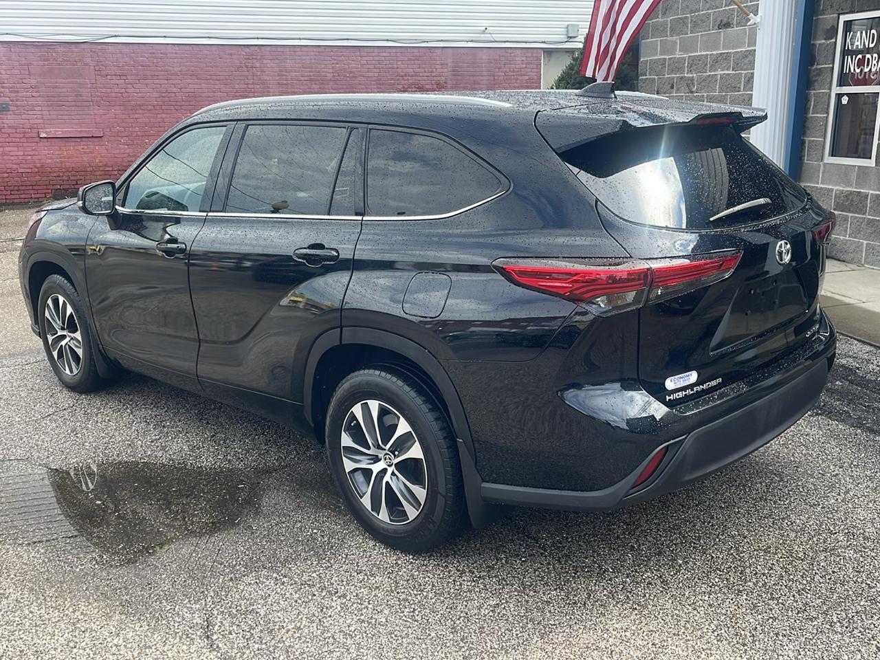 Toyota Highlander XLE AWD (Natl) 2022
