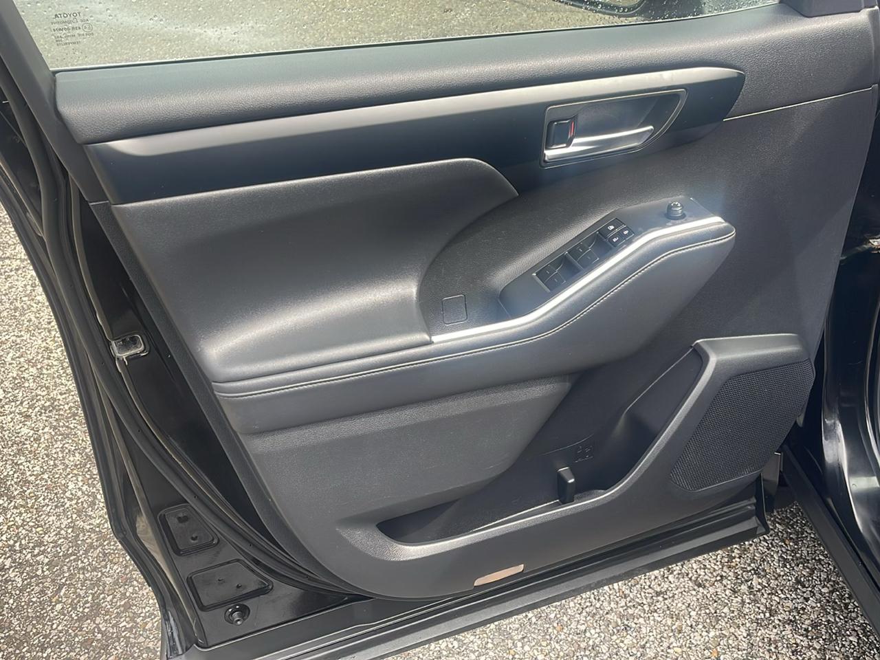 Toyota Highlander XLE AWD (Natl) 2022