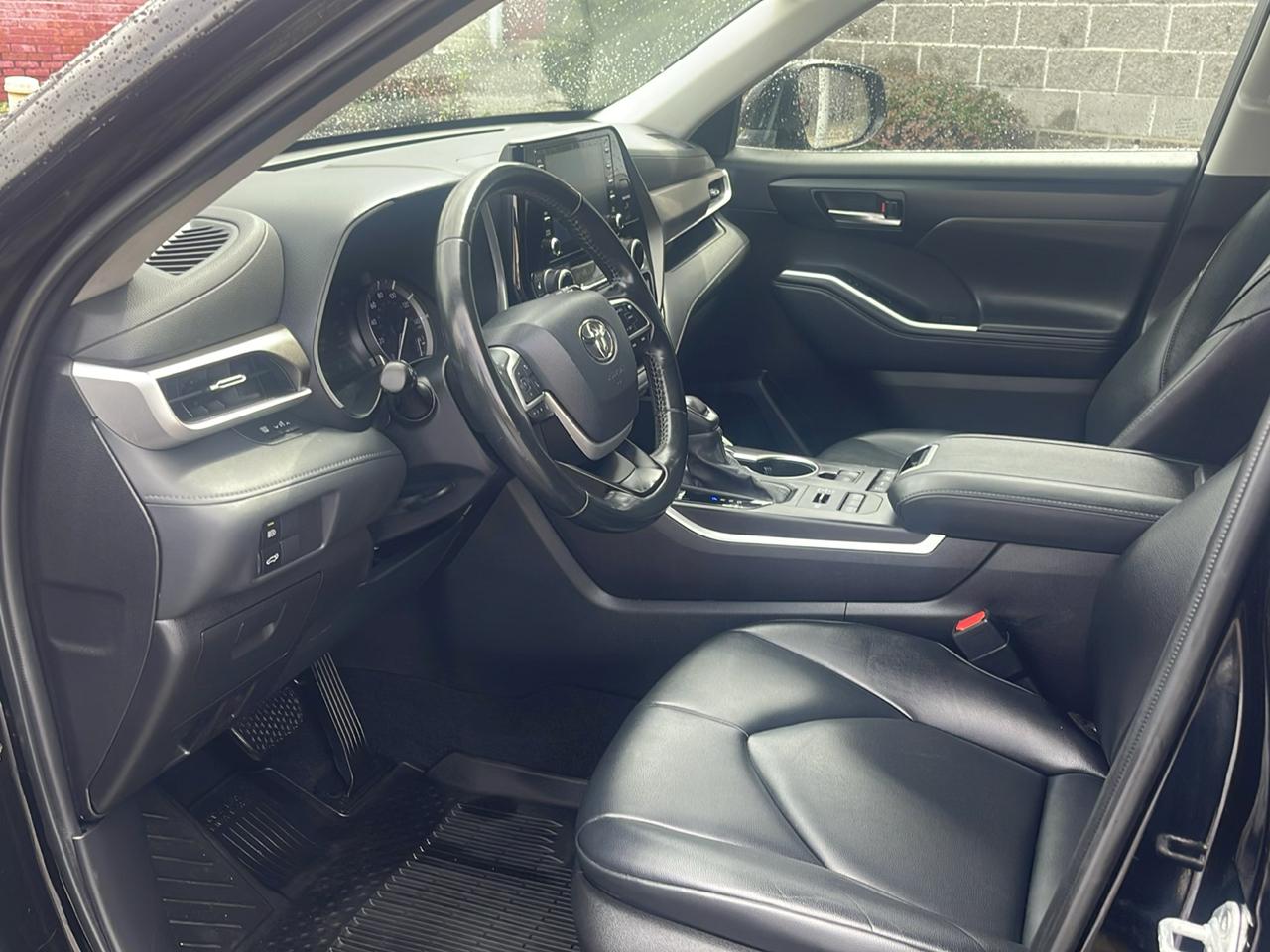 Toyota Highlander XLE AWD (Natl) 2022