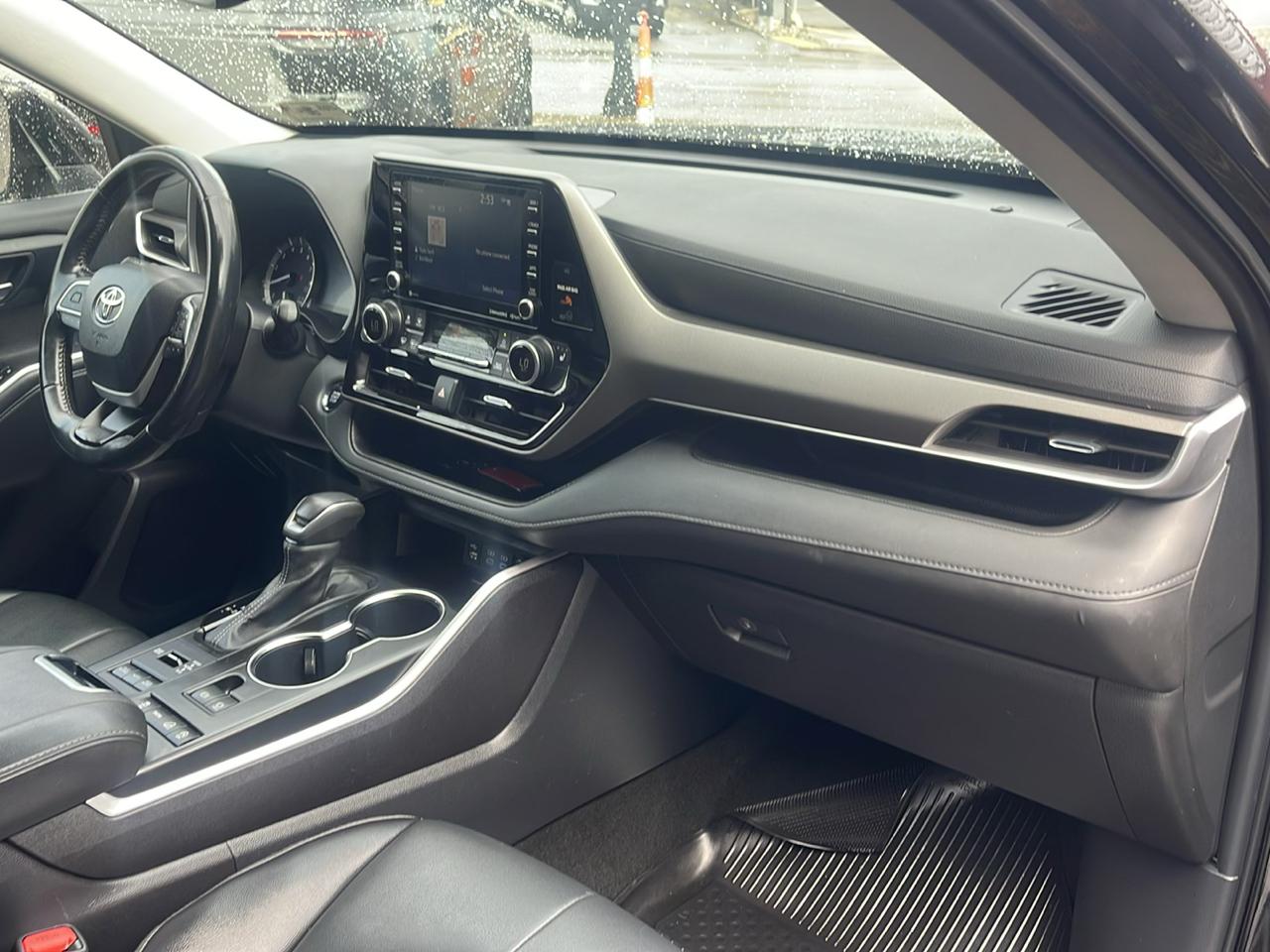 Toyota Highlander XLE AWD (Natl) 2022