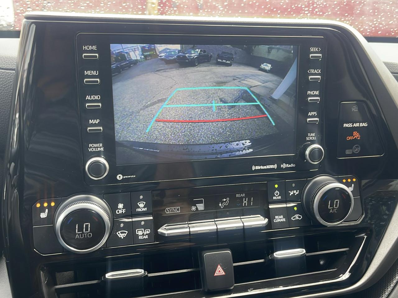 Toyota Highlander XLE AWD (Natl) 2022