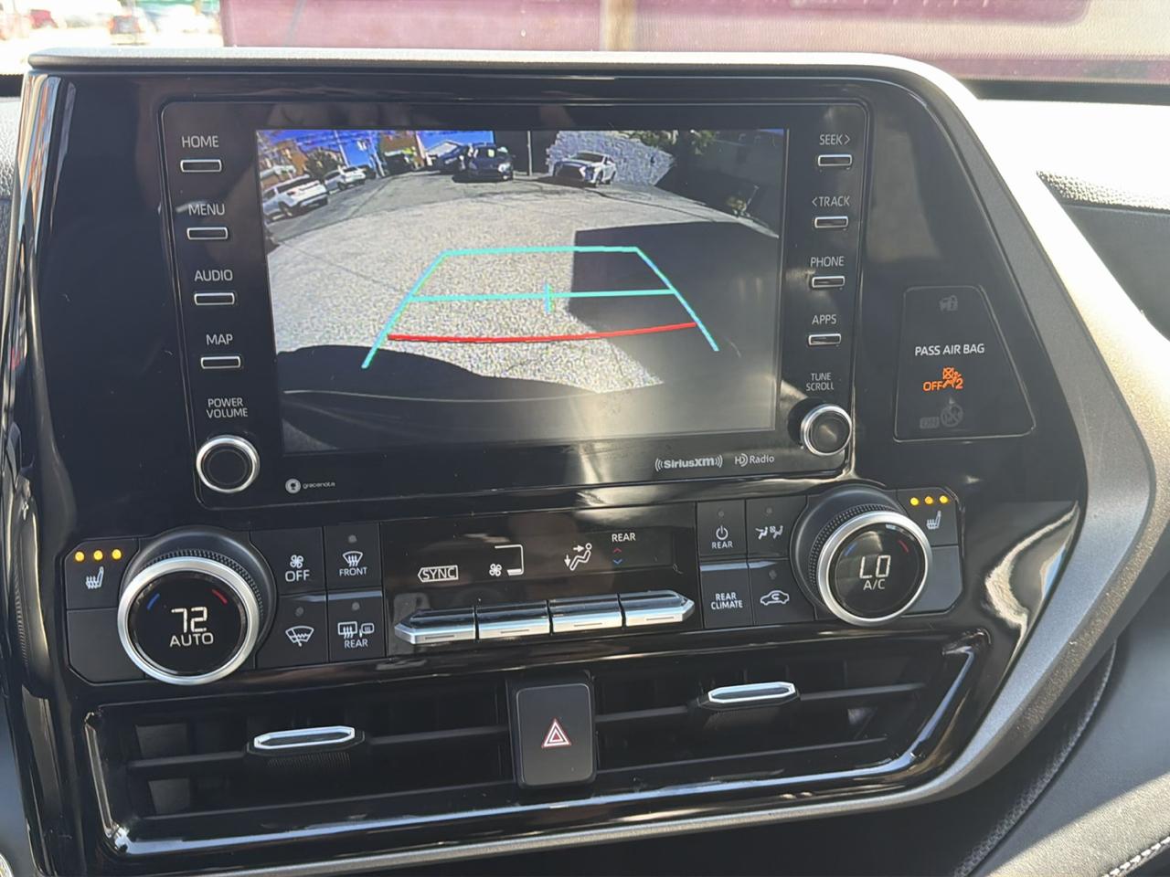 Toyota Highlander XLE AWD (Natl) 2022