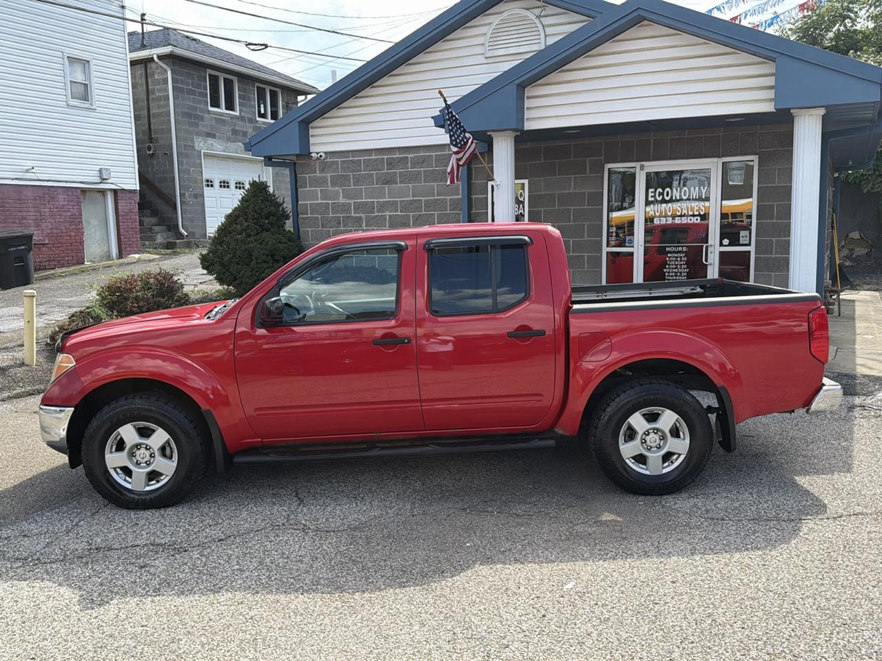 Nissan Frontier 4WD SE Crew Cab V6 Manual 2005