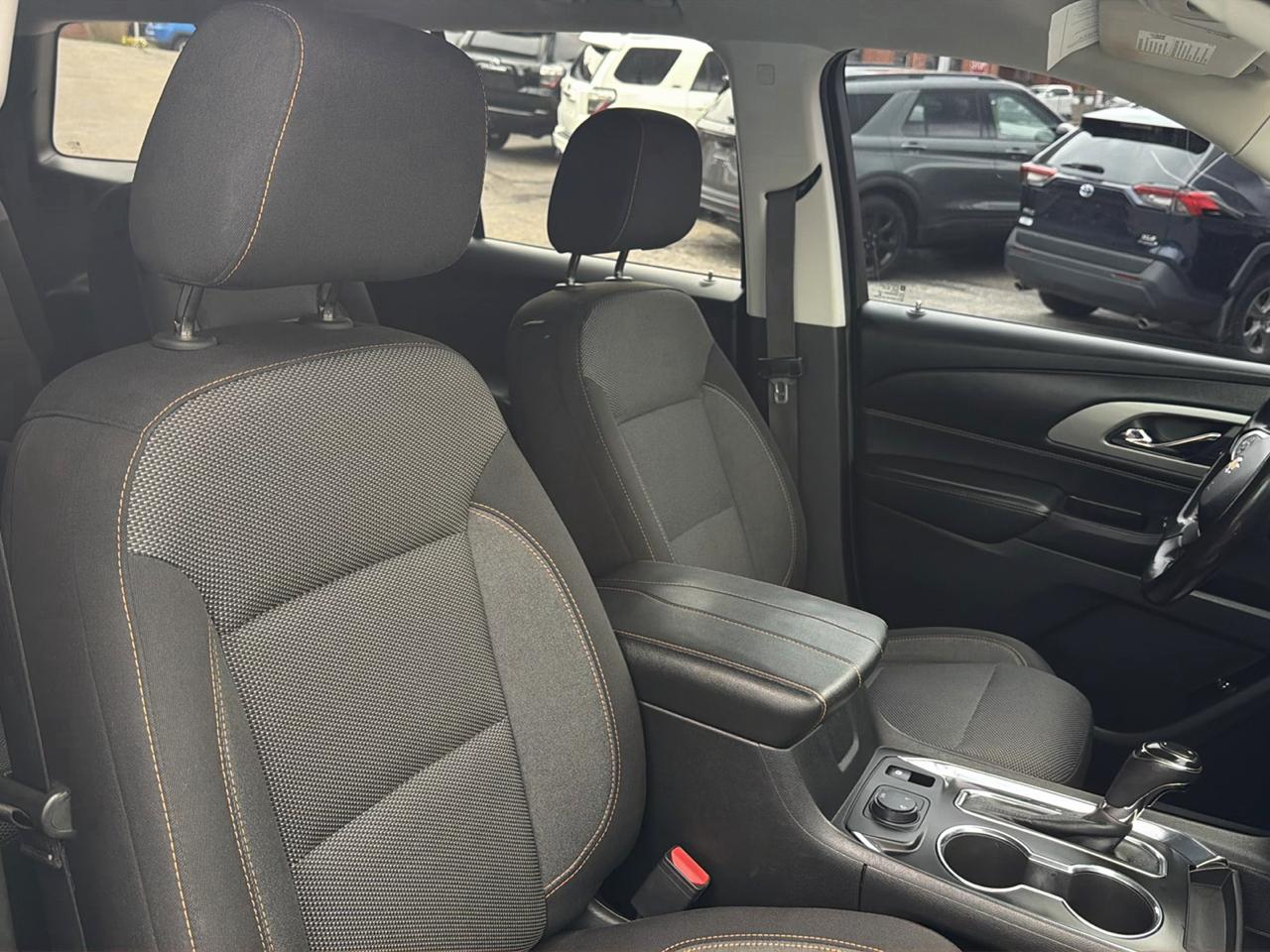 Chevrolet Traverse AWD 4dr LT Cloth w/1LT 2018