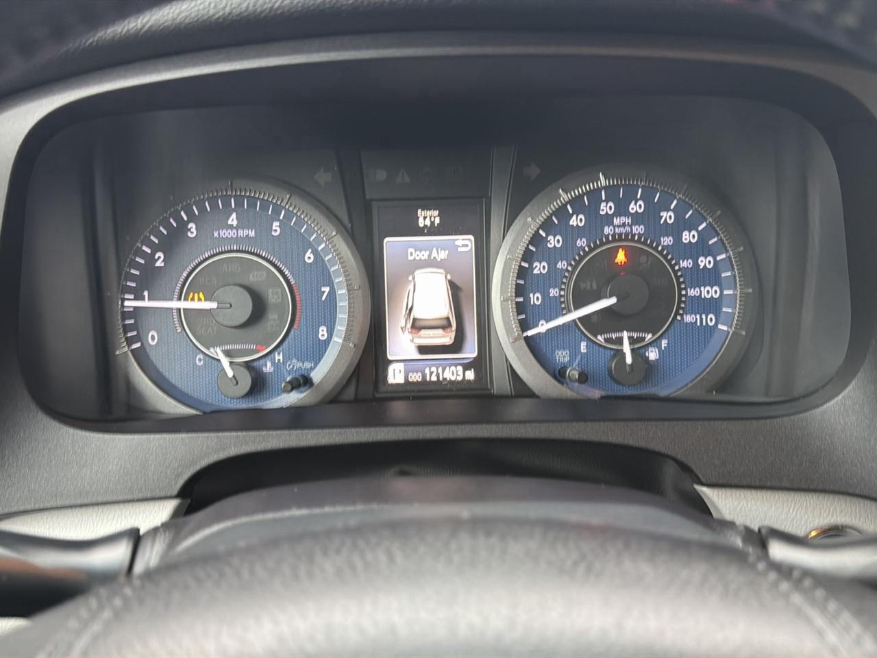 Toyota Sienna 5dr 7-Pass Van XLE Premium AWD (Natl) 2016