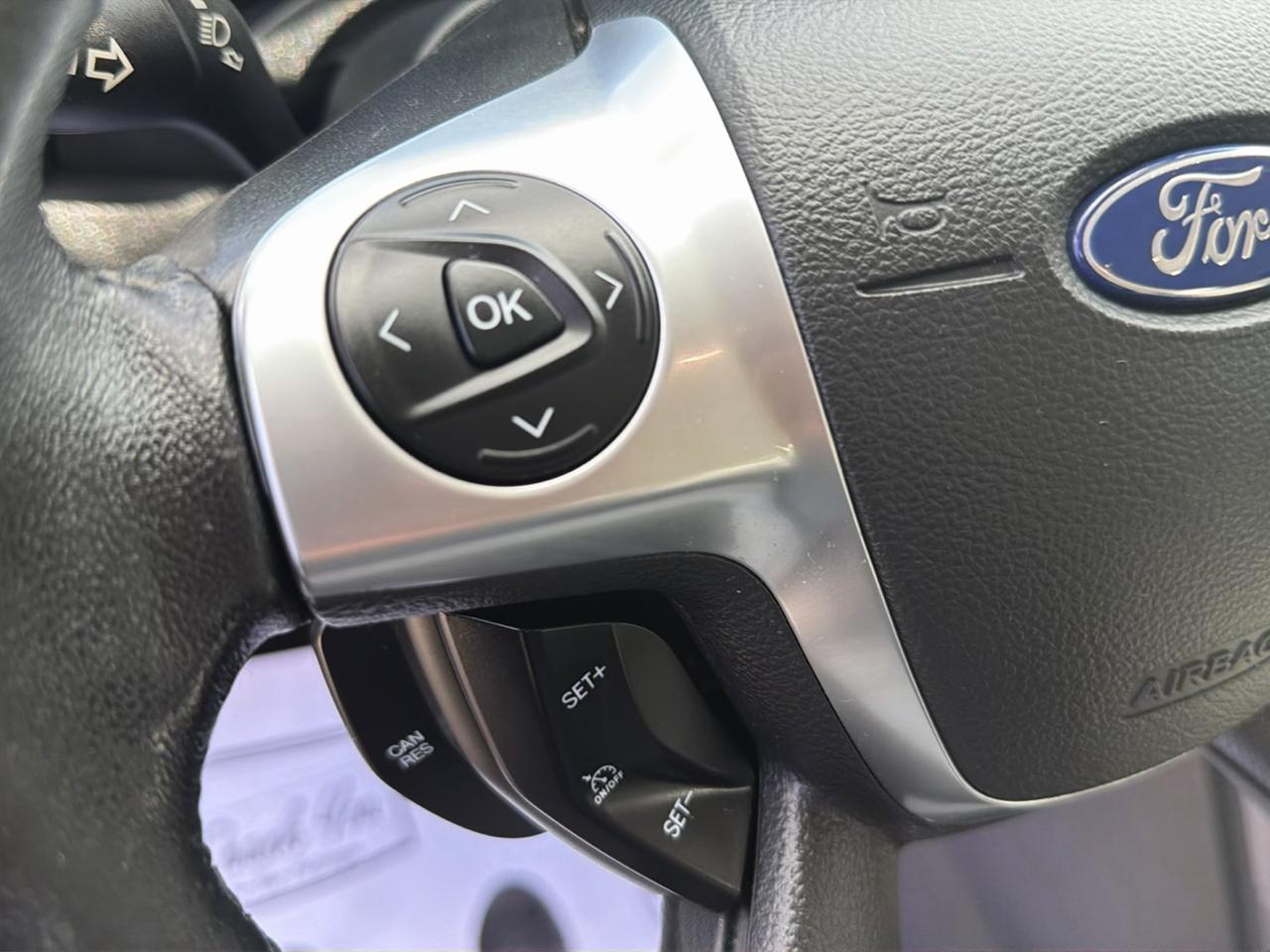 Ford C-Max Hybrid SE FWD 2018