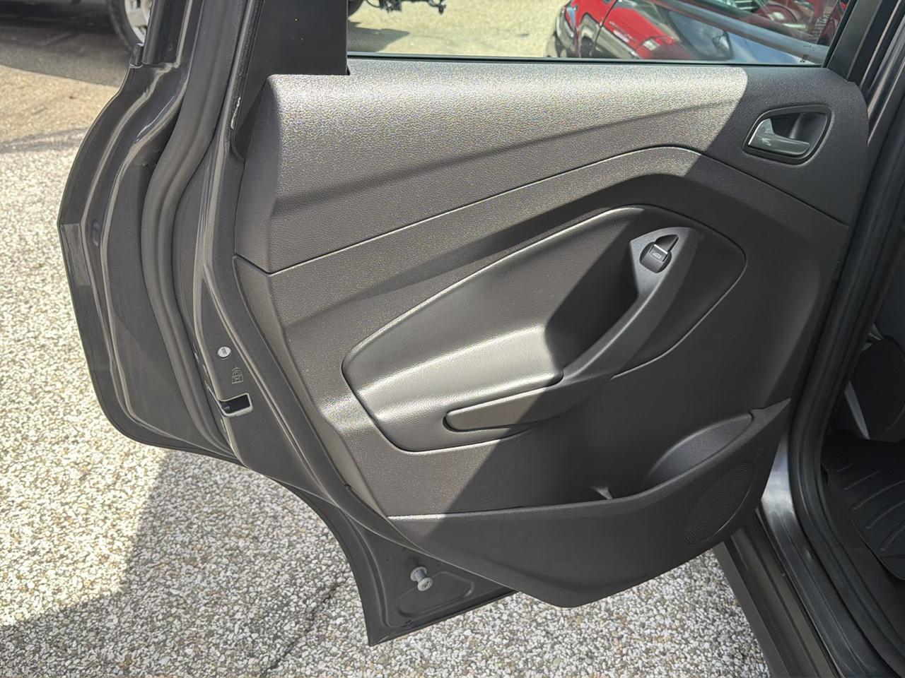Ford C-Max Hybrid SE FWD 2018