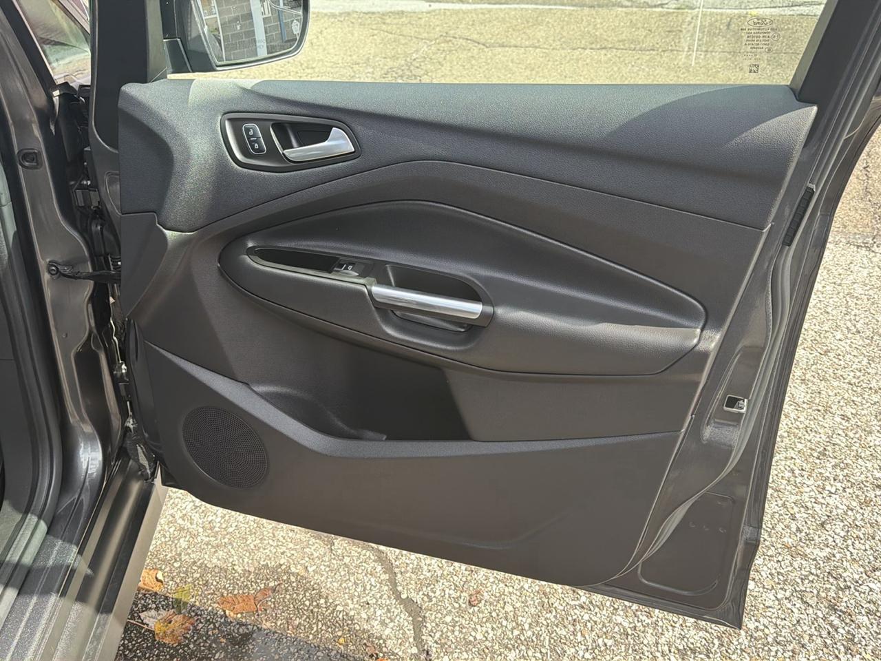 Ford C-Max Hybrid SE FWD 2018
