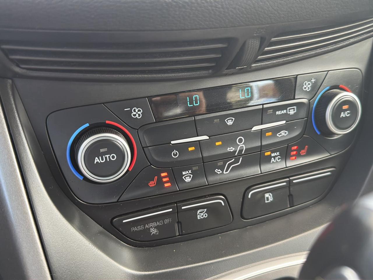 Ford C-Max Hybrid SE FWD 2018