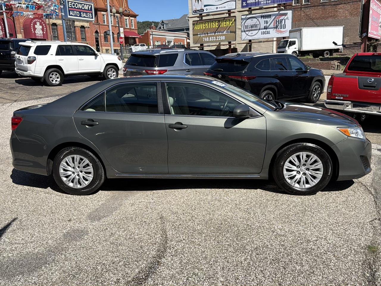 Toyota Camry 4dr Sdn I4 Auto SE Sport Limited Edition (Natl) 2012