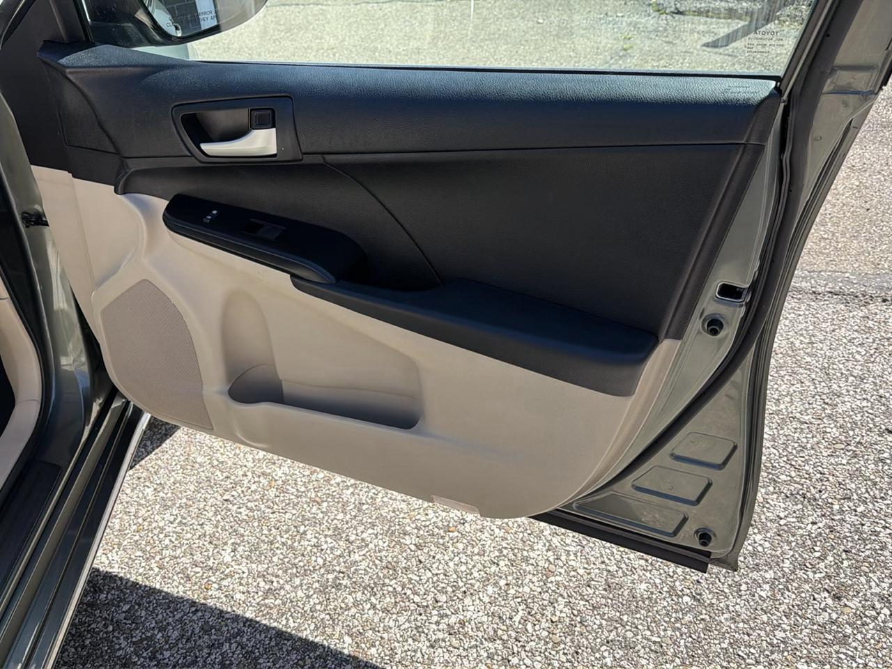 Toyota Camry 4dr Sdn I4 Auto SE Sport Limited Edition (Natl) 2012