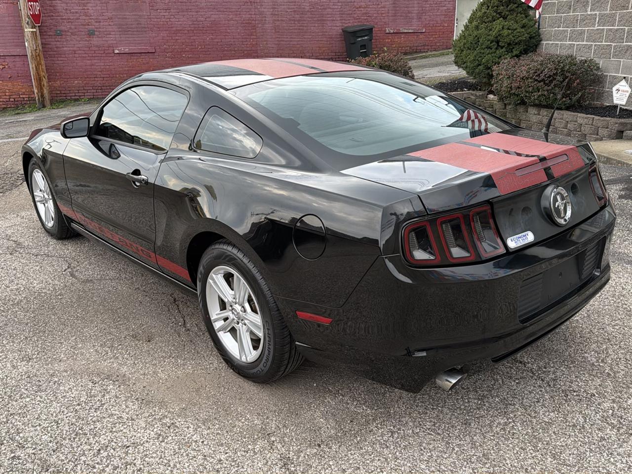 Ford Mustang 2dr Cpe V6 2014