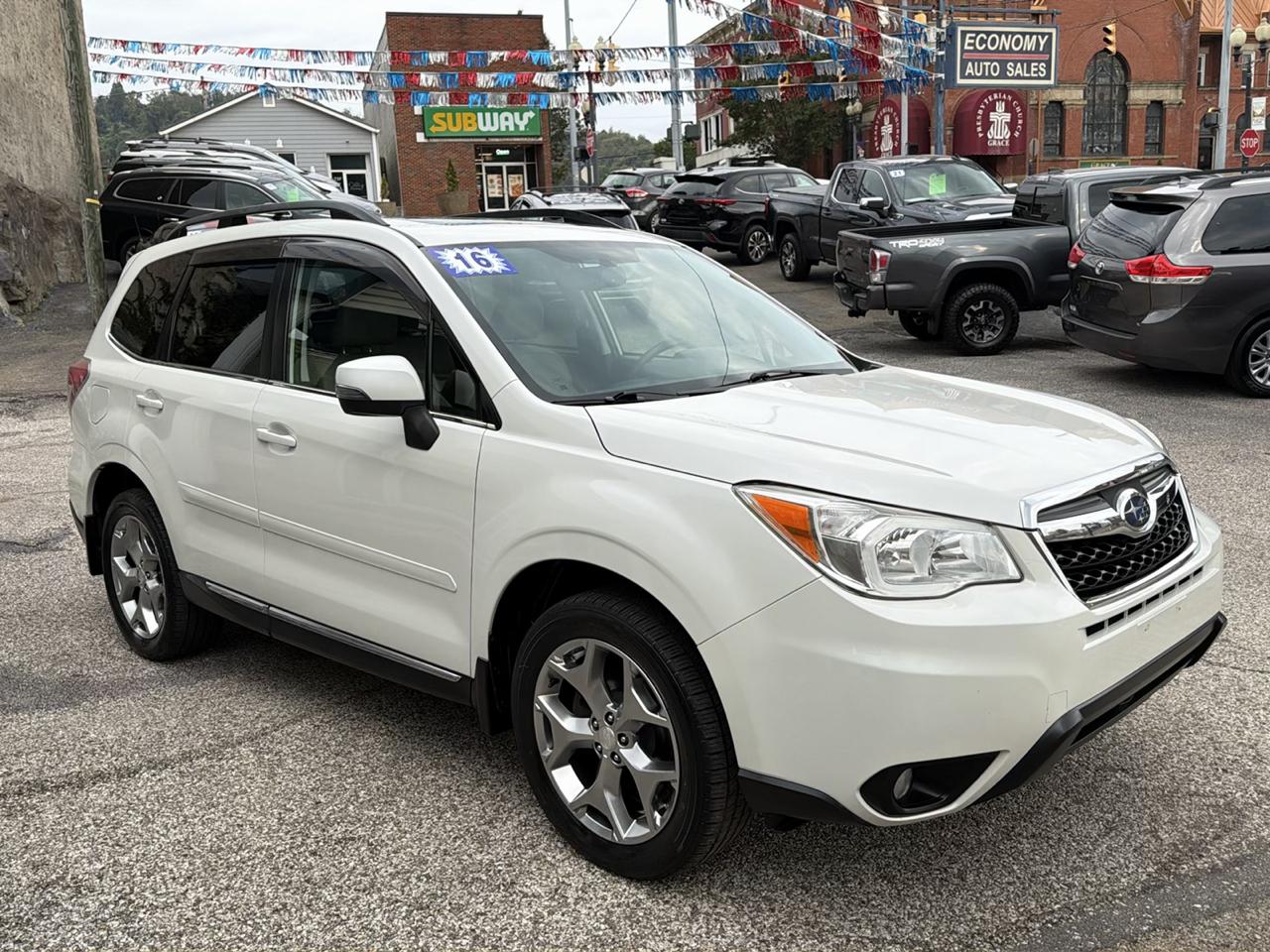 Subaru Forester 4dr CVT 2.5i Touring PZEV 2016
