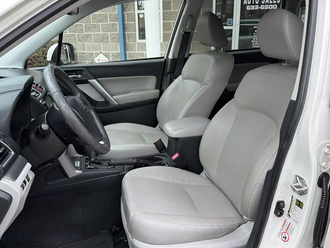 Subaru Forester 4dr CVT 2.5i Touring PZEV 2016