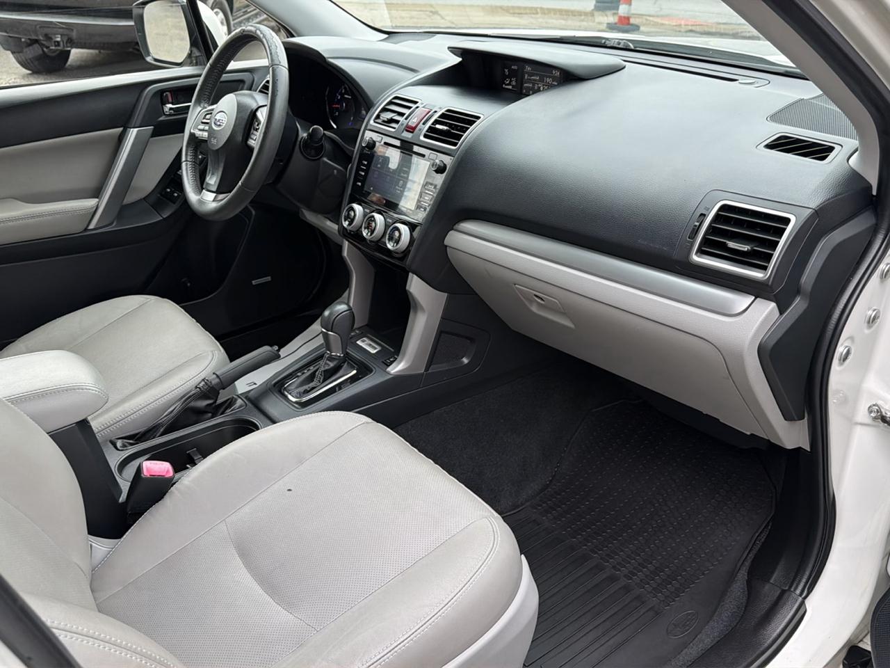 Subaru Forester 4dr CVT 2.5i Touring PZEV 2016