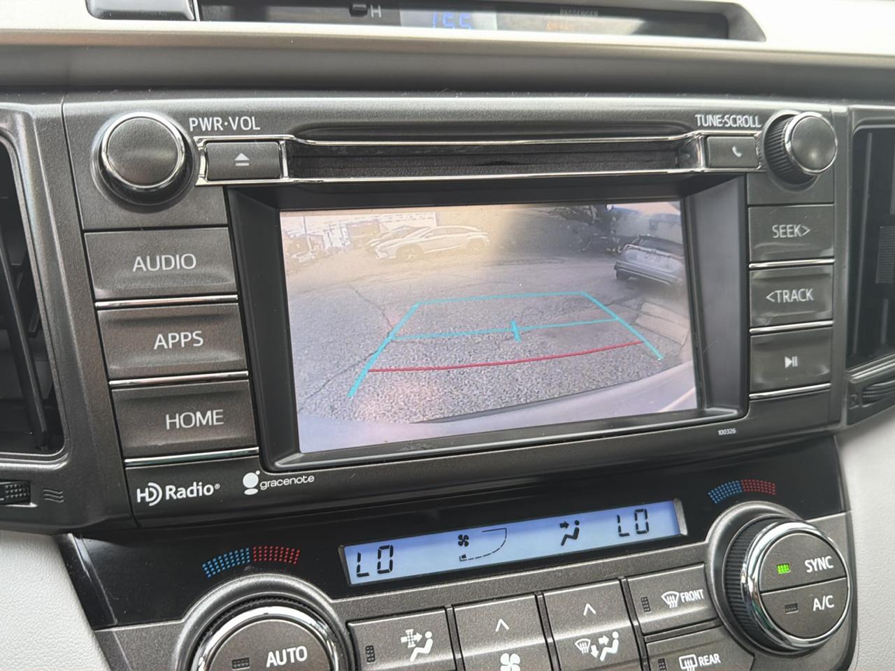 Toyota RAV4 AWD 4dr XLE (Natl) 2015